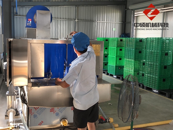 中碩機械貼心的服務，完善的售后，創百年品牌企業，做客戶推薦設備。
